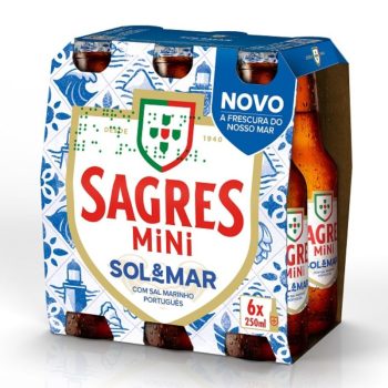 Six 250ml Sagres Mini Sol&Mar beer bottles in a blue-and-white carton with crest logo and packaging text.